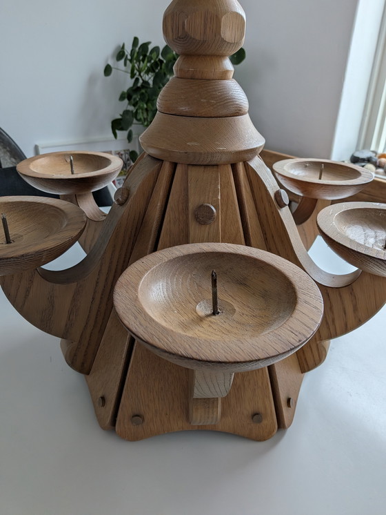 Image 1 of Vintage eikenhouten brutalistische kroonluchter uit de jaren 70