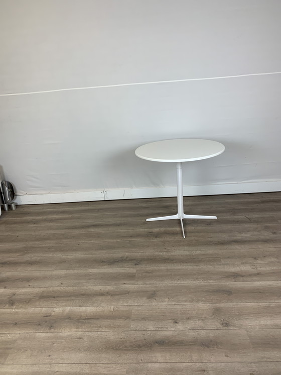 Image 1 of Table d'appoint Arper Fred