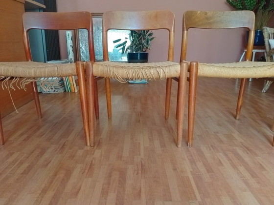 Image 1 of 4 x Deens design eetkamerstoelen Niels Otto Møller model 75