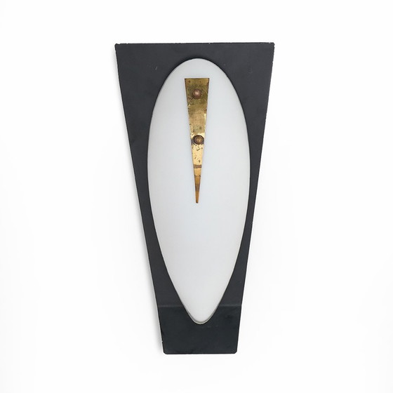 Image 1 of Coppia di lampade da parete in vetro opalino e ottone, anni '50