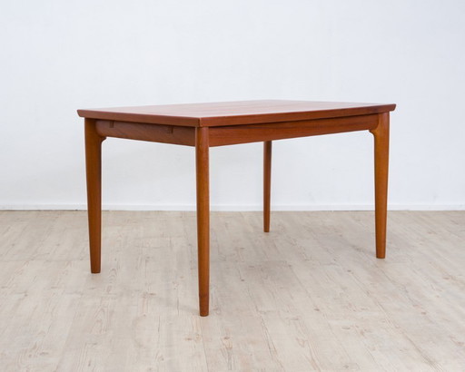 Table de salle à manger en teck, fabriquée au Danemark par la société Glostrup, design de Grete Jalk