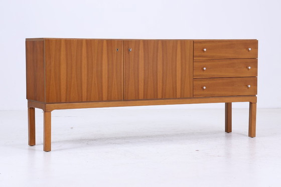 Image 1 of Vintage Noyer Palette Sideboard années 60 | Mid Century TV Board avec compartiments & tiroirs Rétro Bois de rangement #06-40