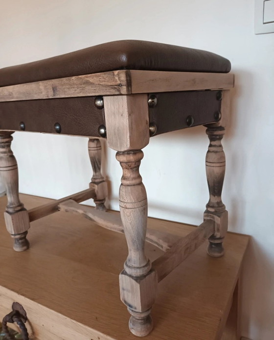 Image 1 of Tabouret de rangement latéral