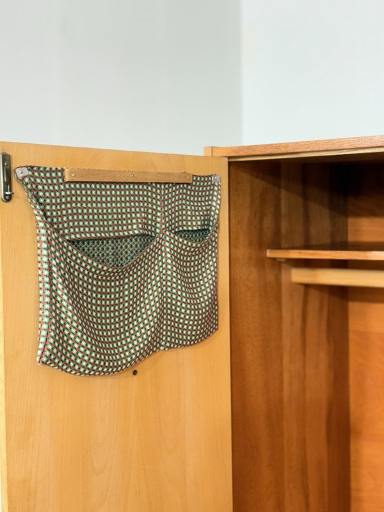 Image 1 of Armoire style années 60 / Armoire vintage