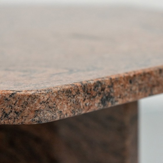 Couchtisch aus Granit aus den 70er Jahren – Couchtische, Stone (photo 12 of 13)