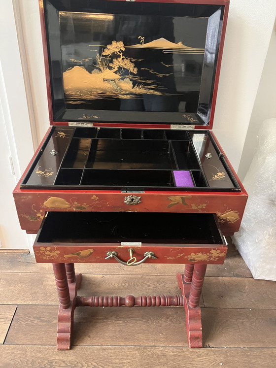 Antique Asian Side Table Red Lacquer Chinoiserie Decorations – Wood (photo 14 of 15)