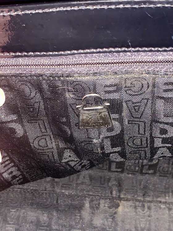 Rara borsa a trapezio vintage di Karl Lagerfeld (anni '90) – Articolo d'archivio e da collezione (photo 10 of 15)