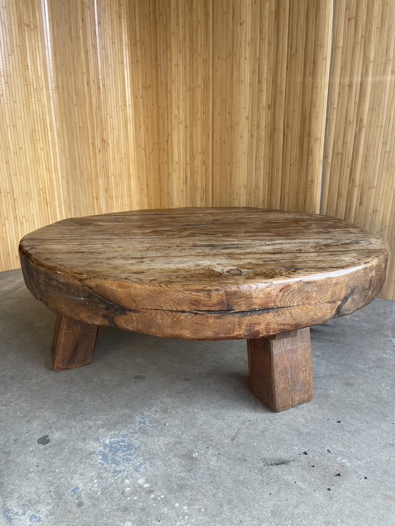 Image 1 of Vintage Massief Eiken Brutalist /Wabi-Sabi Ronde Salontafel