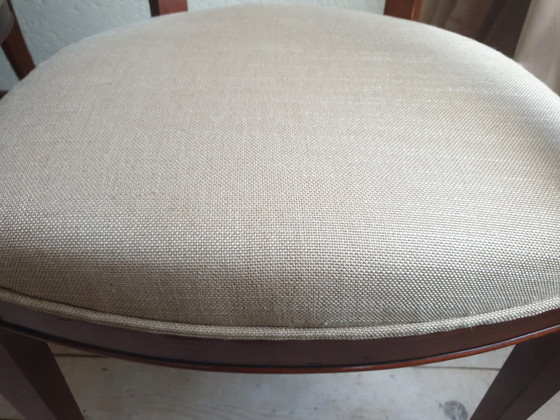 Image 1 of Exklusive Dining-Sessel in Kirsche