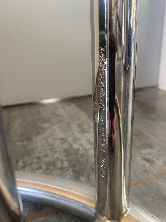 Image 1 of Table d'appoint classique Eileen Gray en verre transparent