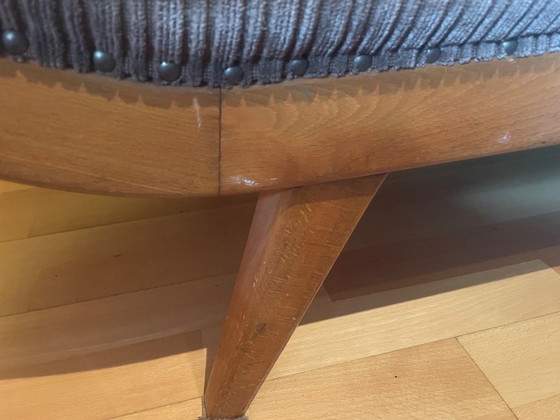 Image 1 of Chaise longue/lit de jour vintage années 1950 - Velours côtelé/bois massif avec photo animée