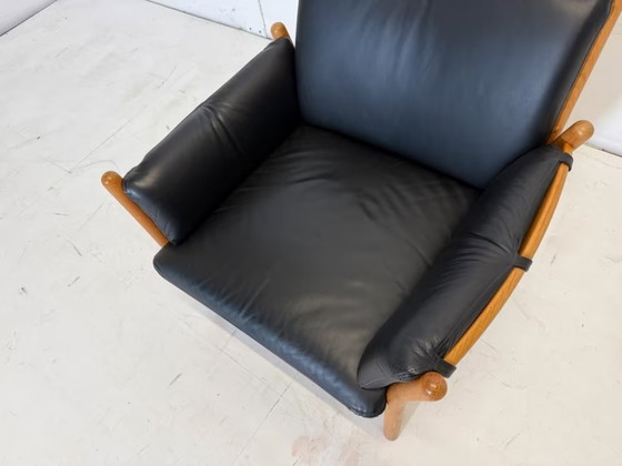 Image 1 of 4 fauteuils Illum Wikkelso, 1 ensemble table et chaises Silkeborg (cfc)