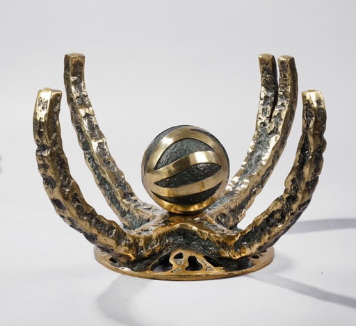 Tavolino in bronzo Octo di Henri Fernandez