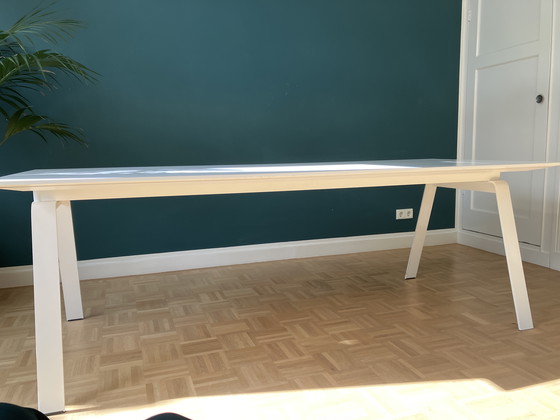 Image 1 of Table de salle à manger Arco Essential