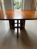 Beautiful round extendable table