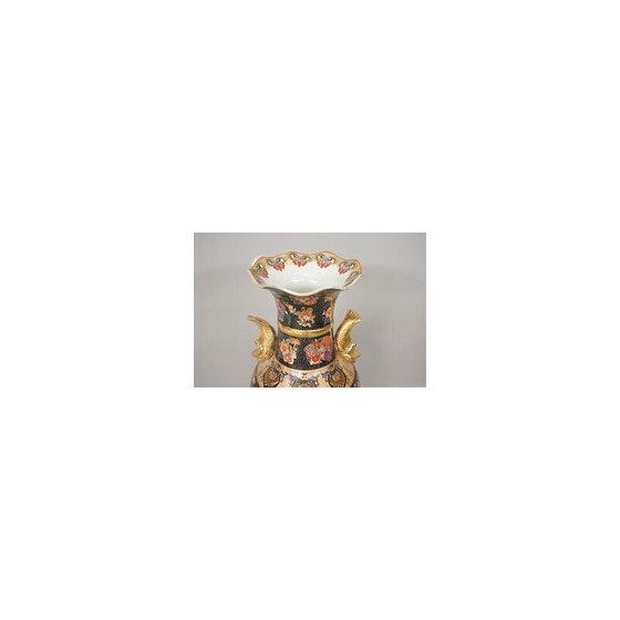 Image 1 of Vintage hand decorated vase in ceramic from Royal Satsuma, China 1960
