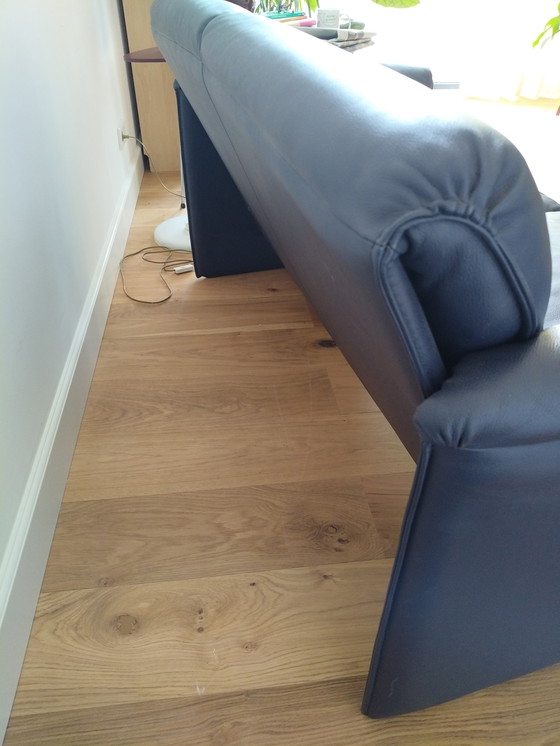 Image 1 of Leolux blue leather two-seater sofa