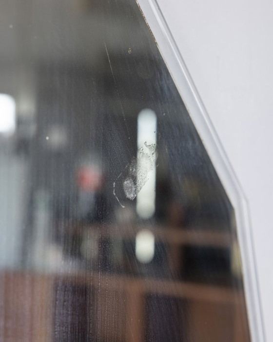 Image 1 of Specchio a goccia da parete vintage anni 60 in vetro design Italiano