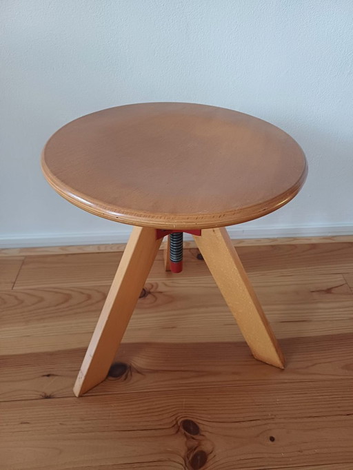 Zanotta Giotto 250 stool