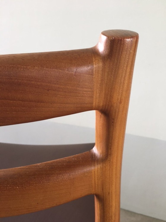 Image 1 of Deens stoelen van Niels O. Møller.