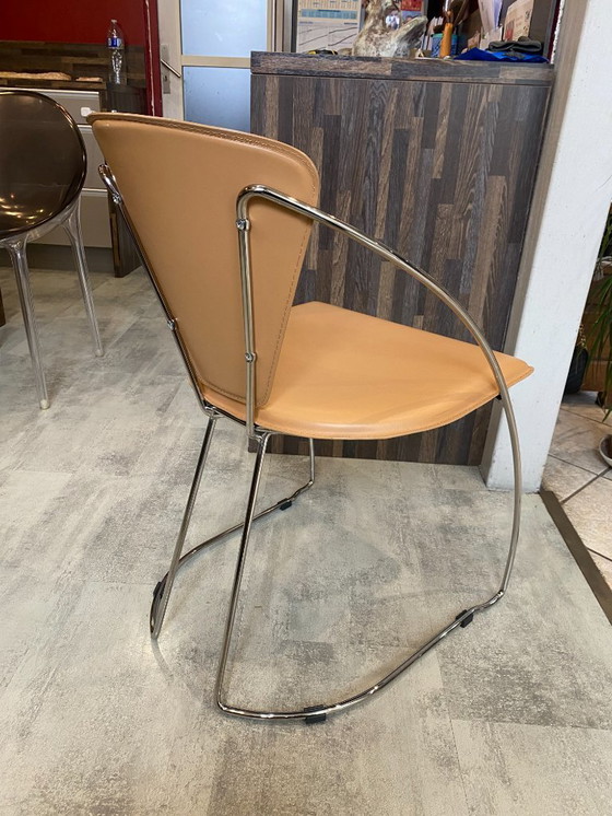 Image 1 of 1 Poltrona Linda di Arrben, pelle color cammello, struttura in acciaio cromato, vintage 1980