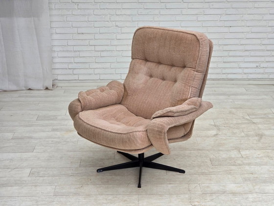 Image 1 of Dänischer Drehsessel aus den 1970er Jahren, beiger Möbelstoff.