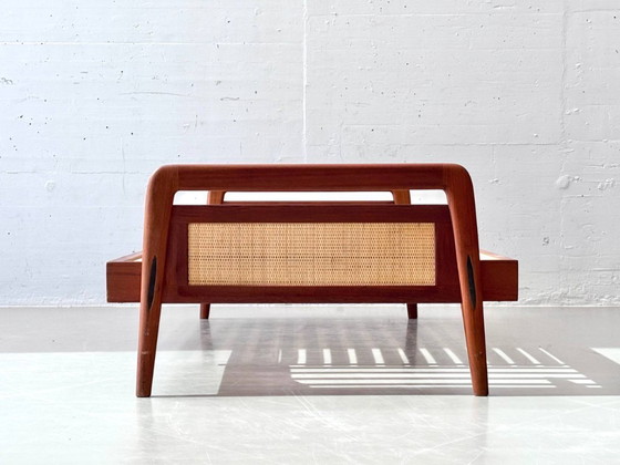 Image 1 of Cama Swiss Form de teca con tejido de ratán, Suiza, década de 1950.