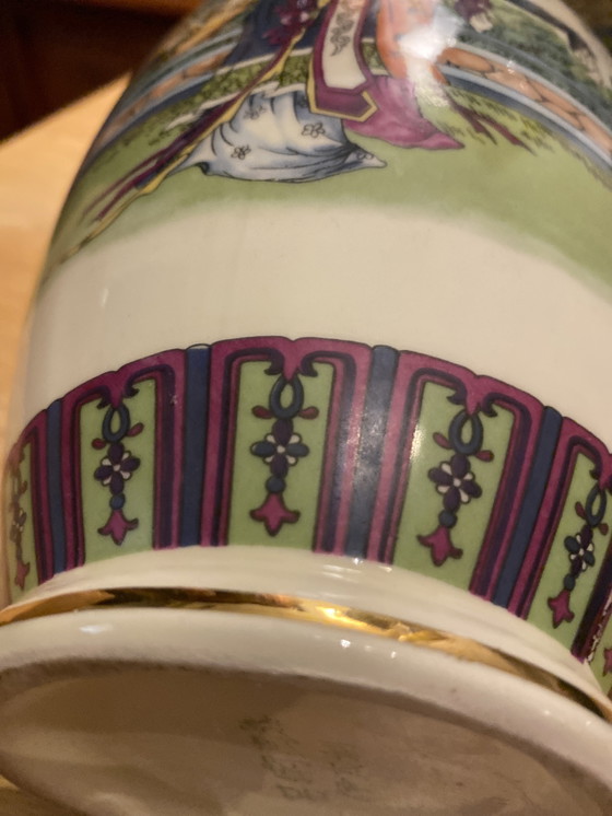 Image 1 of Chinese vaas naar de grote vaas