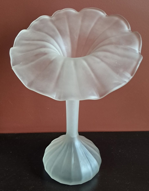 Weiße Glas Vase "Jack In The Pulpit"