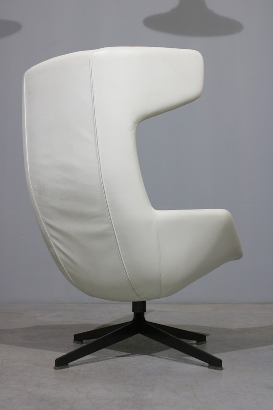Image 1 of Ensemble de chaises longues et d'ottomanes "Take a Line for a Walk" par Alfredo Haberli pour Moroso