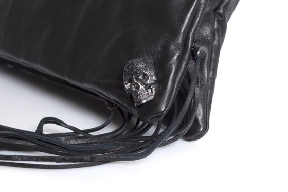 Image 1 of Maison Du Posh, borsa a tracolla con patta pieghevole, frange e teschio