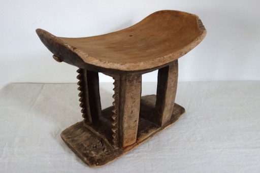 Antique Ashanti stool, Ghana – krukjes, Wood (photo 2 of 13)