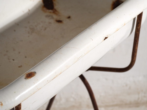 Antique bathtub in enamelled iron – Central Europe, circa 1950 #3 – Decorative Objects, Industrieel (photo 24 of 40)