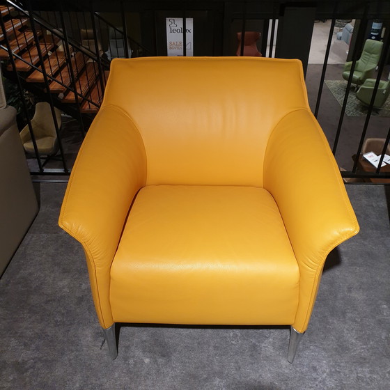 Image 1 of Leolux Mayon armchair