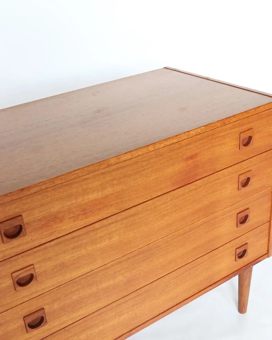 Image 1 of Cassettiera danese vintage in teak dal design retrò