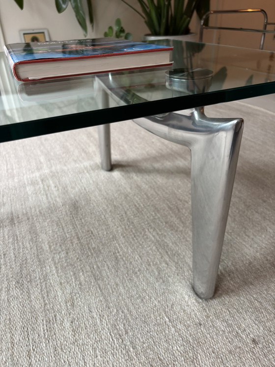 Leolux Farandole table basse en verre avec pieds en acier inoxydable – Tables basses, Glass, Aluminium (photo 4 of 6)