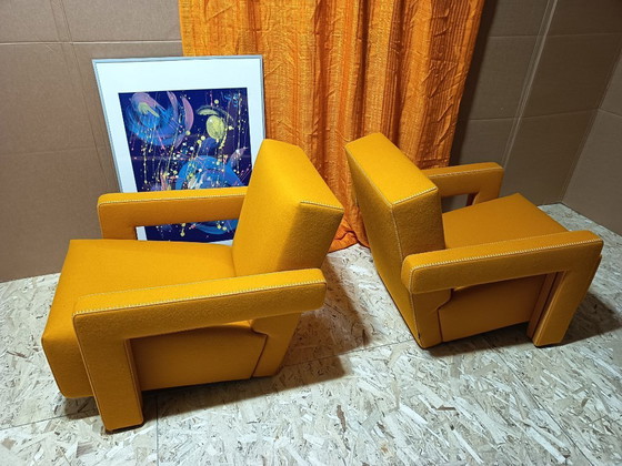 Image 1 of CASSINA Paire de fauteuils Utrecht 637 NEUF 2026 en laine KVARD Moutarde par Gerrit Rietveld