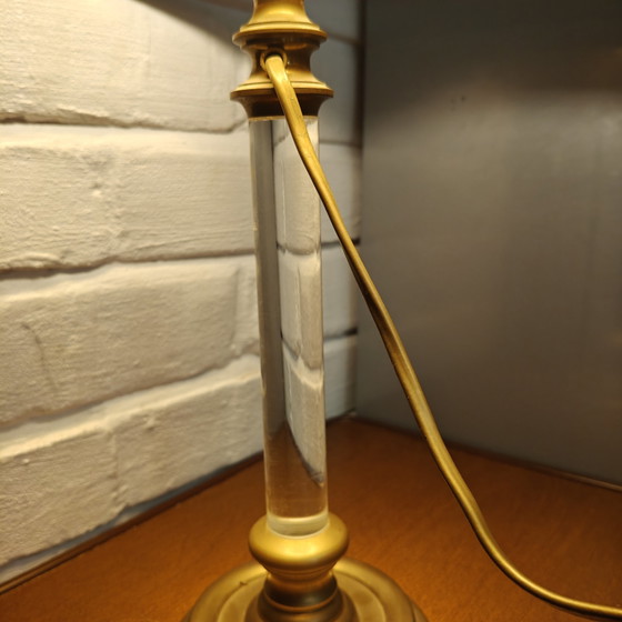 Lampada da tavolo a colonna vintage in ottone e lucite – Stile Hollywood Regency – Lampade da tavolo, Other (photo 4 of 7)