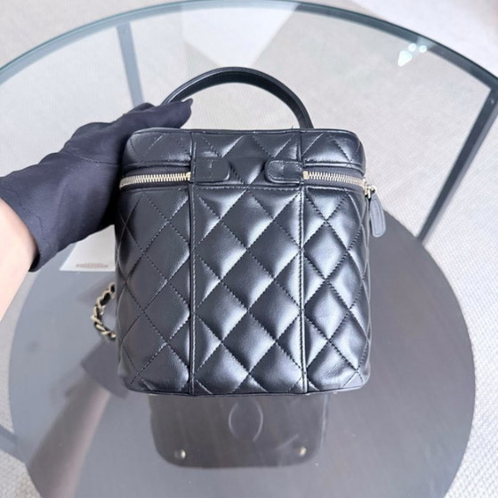 Image 1 of Chanel Trendy CC Vanity, schwarzes Lammleder, goldene Beschläge, Mikrochip