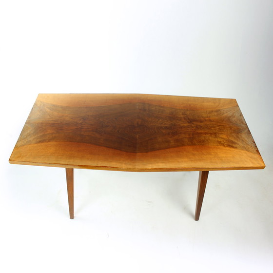 Image 1 of Midcentury Couchtisch in Nussbaum von Tatra, 1960er Jahre