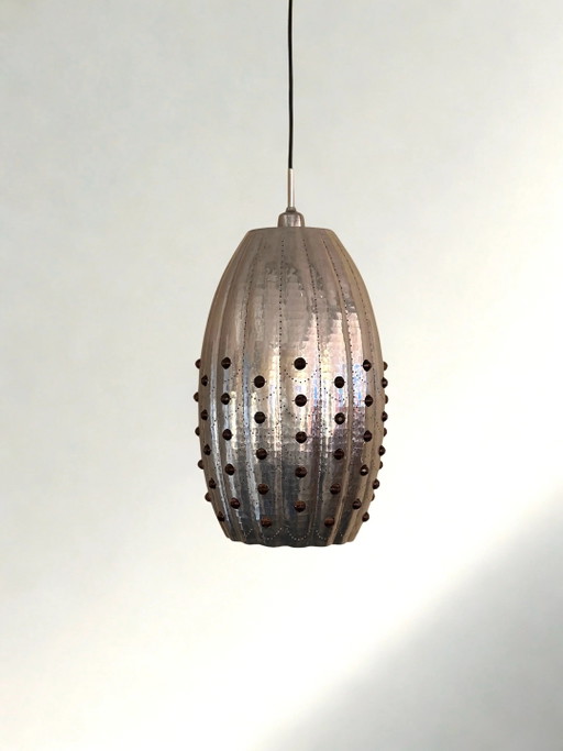 Lampada a sospensione indonesiana fatta a mano, anni '80. – hanglampen, Aluminium, Vintage