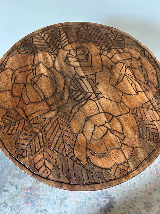 Amsterdam School Side table with rose motif – Wood (photo 2 of 6)