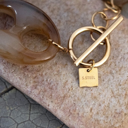 Bracelet Milë Mila Paris : maillons en acier inoxydable doré et perles en acrylique marbré