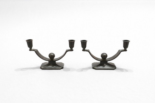Par de candelabros metálicos Art Déco Just Andersen Denmark Disko Modelo 1770