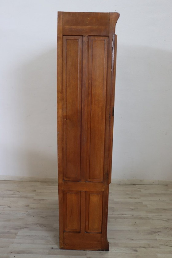 Image 1 of Archiefkast met 18 laden en luikdeur in eikenhout, Italië jaren 20