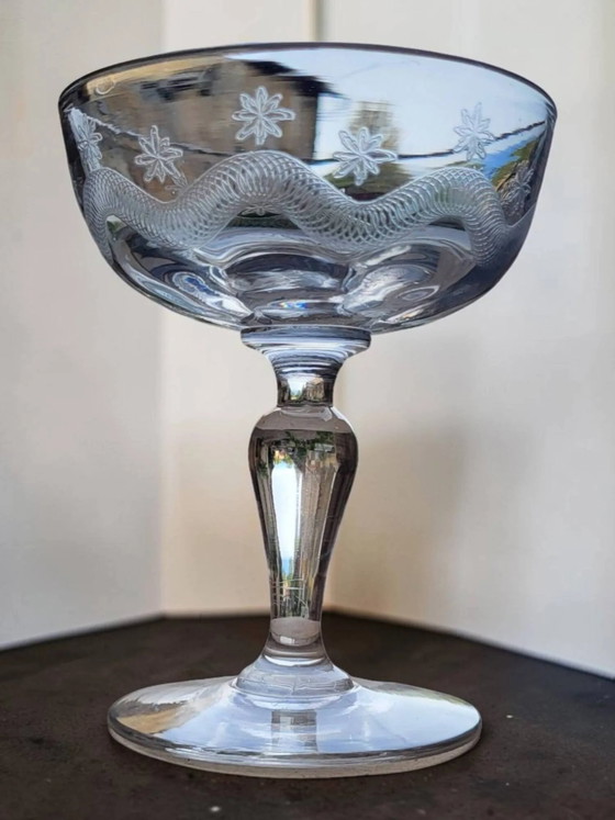 8 coppe da champagne in vetro inciso di Meisenthal, Art Déco – Bicchieri e caraffe, Cristallo, Art Deco (photo 9 of 14)