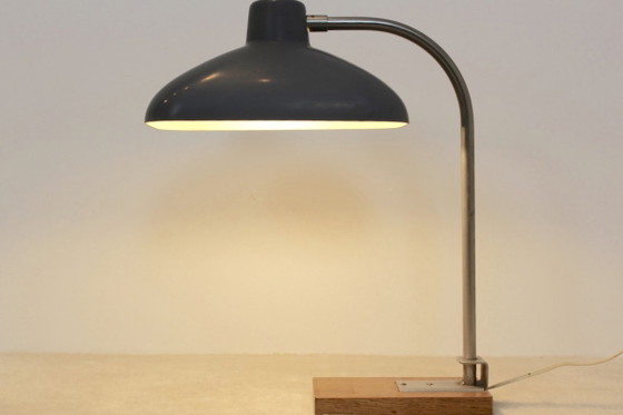 XL Desk Lamp in Steel, Bakelite and Oak-Wood, polished steel, Grey (photo 8 of 8)