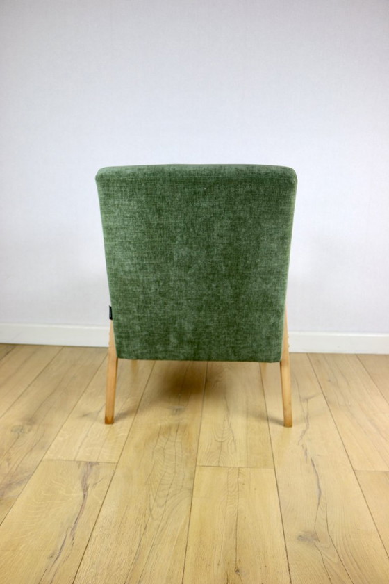 Image 1 of Classic armchair green olive structural light wood