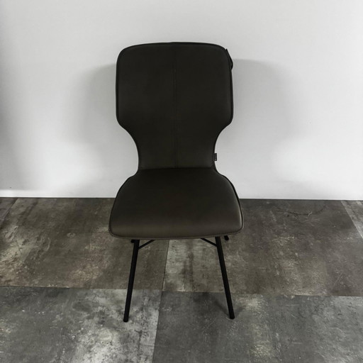 Nevio set van 4 – Bert Plantagie, eetkamerstoelen, Plastic, Textile (photo 2 of 5)