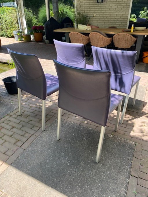 4x Leolux Myto dining chairs